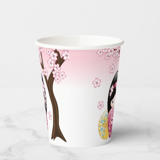 春こけし人形 – かわいい日本の芸者ガール 紙コップ (左)