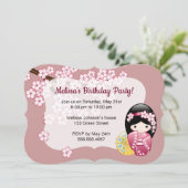 春こけし人形 – かわいい芸者バースデーパーティー 招待状 (スタンド正面)