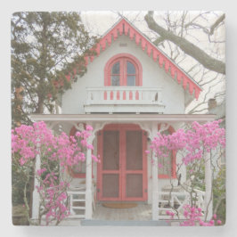 春とビクトリアンコテージ – マーサズヴィネヤード ストーンコースター