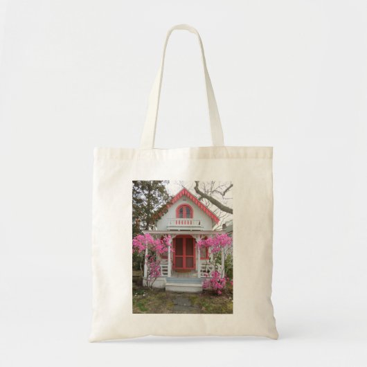春とビクトリアンコテージ – マーサズヴィネヤード トートバッグ (正面)