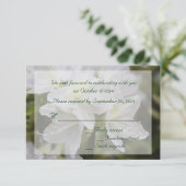 春と夏の結婚式のための出欠確認カード。 招待状 (スタンド正面)