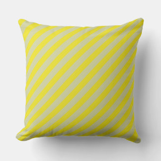 春にぴったり!黄色とクリーム色のストライプ模様 クッション