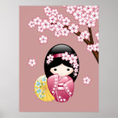 春のこけし人形 - ピンクの可愛い日本芸者 ポスター (正面)