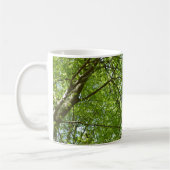 春のキャノピ葉ーグリーン自然シーン コーヒーマグカップ (左)