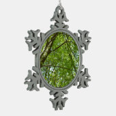 春のキャノピ葉ーグリーン自然シーン スノーフレークピューターオーナメント (左)