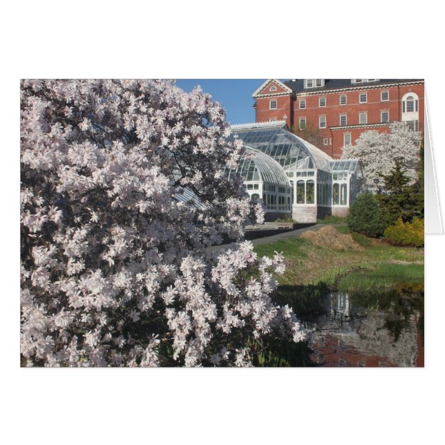 春のスミス大学Lymanの植物の家 (正面横)