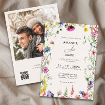 春のボヘミアン・シックなカラフルな野の花の結婚式
