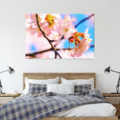 春の穏やかな日に咲くピンクの桜の花 キャンバスプリント (インサイチュ (寝室))