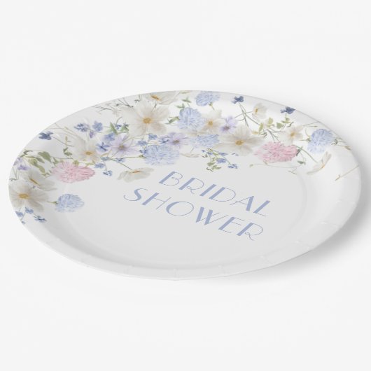 春の紫とピンクのワイルドフラワーのブライズシャワー ペーパープレート (アングル)