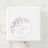 春の紫とピンクの野生の花 ブライダルシャワー フェイバータグ (インサイチュ)