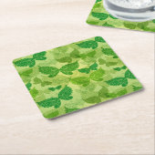 春の緑パターン スクエアペーパーコースター (アングル)