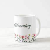 春の花が咲き続ける マグカップ (正面右)