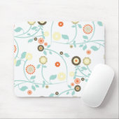 春の花のガーリーでモダンでシックな花パターン マウスパッド (マウス)