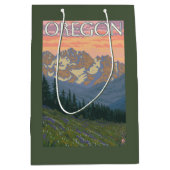 春の花のヴィンテージ旅行ポスター ミディアムペーパーバッグ (正面)