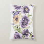 春の花模様の紫の枕 アクセントクッション (正面(垂直))
