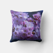 春はここにあります! 装飾用クッション クッション (裏面)