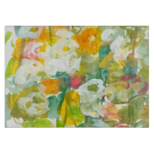 春はスプルングIIを持つ カッティングボード