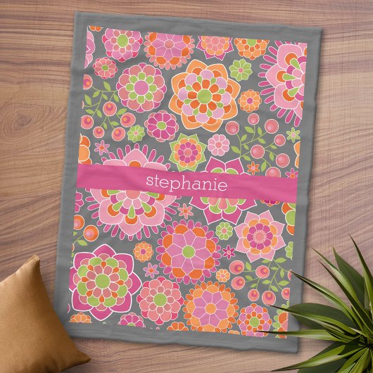 春カラフルフローラルパターン名前をカスタムする フリースブランケット