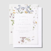 春カラフルワイルドフラワーメドウ庭園の結婚式 ベラム紙招待状 (オフセット)