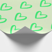 春グリーンオンライトグリーンハンドドローハート ラッピングペーパー (角)