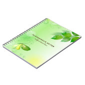 春グリーン背景（蝶あり） ノートブック (左側)