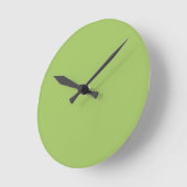 春グリーン、淡い緑無地の、薄い緑 ラウンド壁時計 (傾斜)