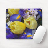 春チューリップと虹彩の花mosepad マウスパッド (マウス)