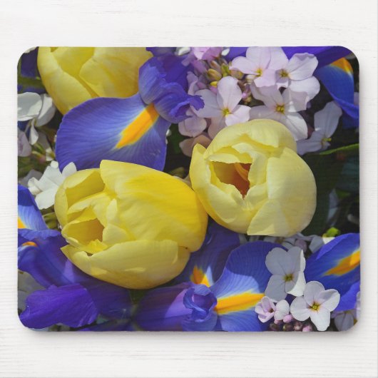 春チューリップと虹彩の花mosepad マウスパッド (正面)