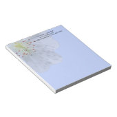 春パーソナライズされたホワイトフラワーオンライトブルー ノートパッド (アングル)