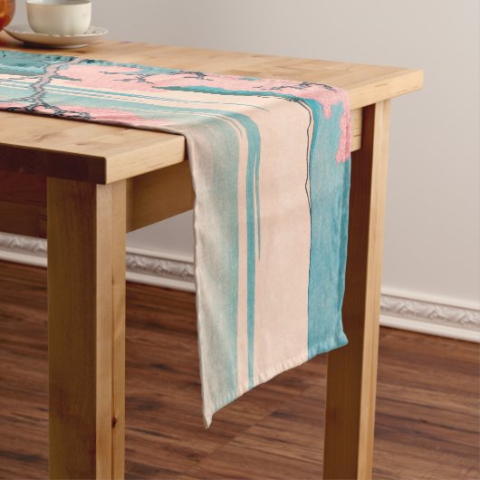 春ピクニックアンダーさくらんぼツリーフラワーズ山富士 ショートテーブルランナー (インサイチュ)