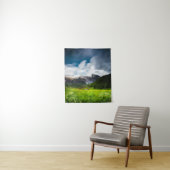 春フラワーフィールドの下マウンテンカーン タペストリー (インサイチュ)