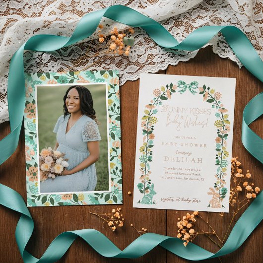 春ワイルドフラワーイースターバニーベビーシャワーボウ 箔招待状