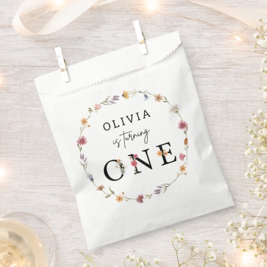 春ワイルドフラワーフローラ1st誕生日パーティー フェイバーバッグ (クリップ留めされた状態)