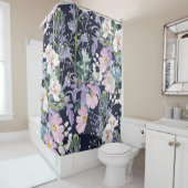 春ワイルドフラワー:ダークブルーヴィンテージ。 シャワーカーテン (インサイチュ)