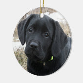 春待ち – ラブラドール子犬 – Black Lab セラミックオーナメント (左)