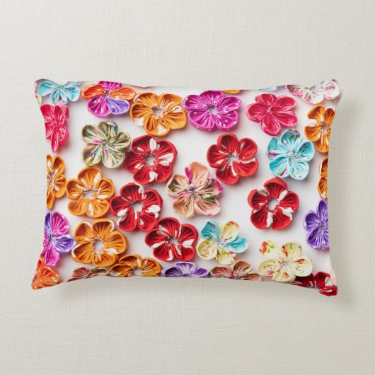 春手作り縫い布数々の花色 アクセントクッション (裏面)