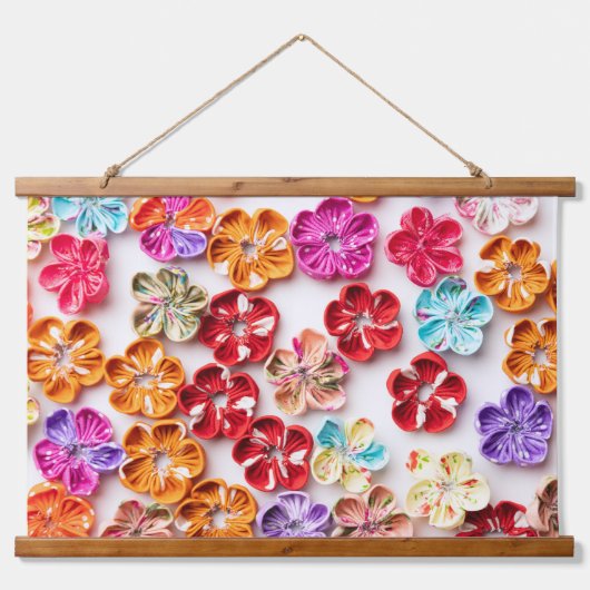 春手作り縫い布数々の花色 吊り下げ型タペストリー (正面)