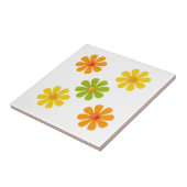 春用の緑、黄色、オレンジ色の花 タイル (側面)