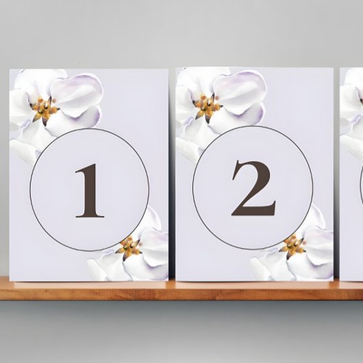 春花の白い花のテーブル番号 台座サイン