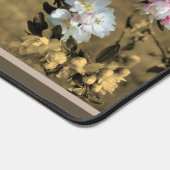 春花ズセピア部分色パーソナライズされた デスクマット (コーナー)