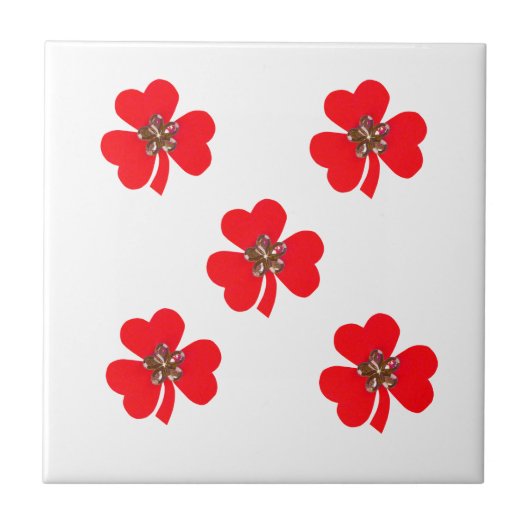 春赤、キッチン用の赤いクローバー タイル (正面)
