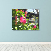 春開花インコテージシティ – マーサズヴィネヤード キャンバスプリント (インサイチュ (ウッドフロア))