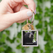 春 – ブラックベア キーホルダー (手)