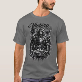 昨日を乗り越えた勝利 Tシャツ