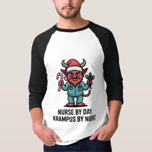昼は看護師、夜はクランプス 看護師 Tシャツ (正面)