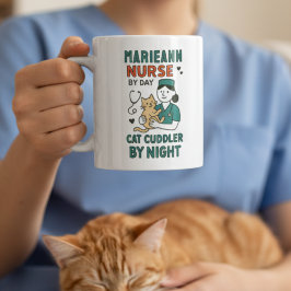 昼は看護師、夜は猫なでる人 – かわいいペット好き コーヒーマグカップ