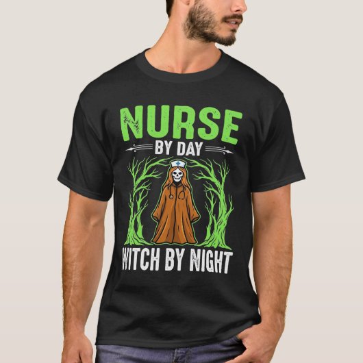 昼は看護師、夜は魔女のハロウィンデザイン_1 Tシャツ (正面)