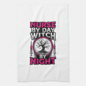 昼は看護師、夜は魔女のハロウィンTシャツデザイン キッチンタオル (縦)