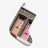 昼間に2つのドアを合わせる スモールクリスマスストッキング (正面 (吊り時))