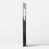 昼間の山の近くの緑の木 Case-Mate iPhoneケース (裏面 / 左)